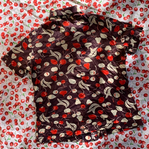Thrashed 70s Cherry Banana Pear Button Down - Picture 10 of 15